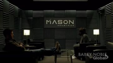 Chelsea Boot for Men In Light Brown worn by Wyatt Logan (Matt Lanter) in Timeless (S01E01)