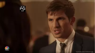 Suits Royal Blue worn by Wyatt Logan (Matt Lanter) in Timeless (S01E02)