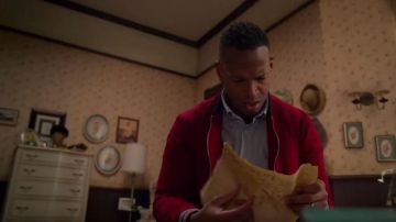 Polo Shirt Grey worn by Alan / Russell / Dawn / Jaspar / Ethan / Baby Pete / Lynette (Marlon Wayans) in Sextuplets