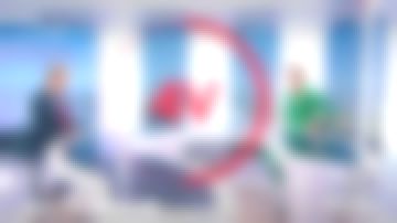 The pants green Caroline Roux in Télématin the 4 truths the 03.09.2019