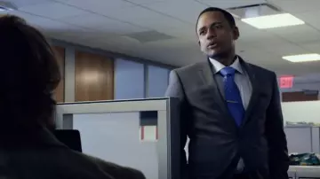 Long sleeves shirts white worn by Gary (Hill Harper) in An Interview with God