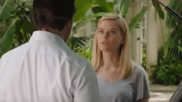 V neck shirts grey worn by Mona Foster (Alice Eve) in Replicas
