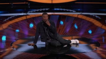 Pantalones vaqueros negros usados por Jamie Foxx en Beat Shazam (S02E05) junio, 26 2018