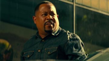 Indigo denim shirt porté par le Détective Marcus Burnett (Martin Lawrence) dans Bad Boys pour la Vie