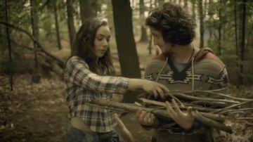 La camisa a cuadros usada por Jérémie (Karelle Tremblay) en Jérémie (S01E05)