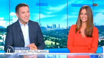 The red dress of Caroline Munoz in William at noon