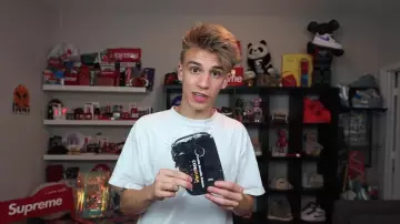 The black pouch Supreme zip of Giancarlo Purch aka Blazendary in the YouTube video Supreme FW19 Week 1 Unboxing / Review *ALL ITEMS*