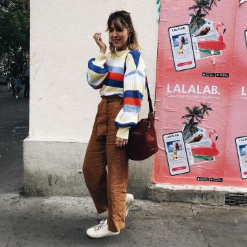 Le pull rayé color block porté par Anne-Caroline sur son compte Instagram @annecaroline.w