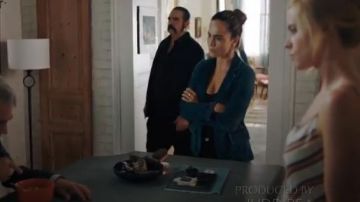 Nili lotan addison blazer worn by Teresa Mendoza (Alice Braga) in Queen of the South (S04E12)