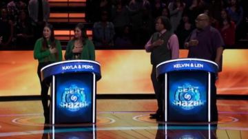 Black denim pants worn by Kayla on Beat Shazam S03E10	July 30, 2019