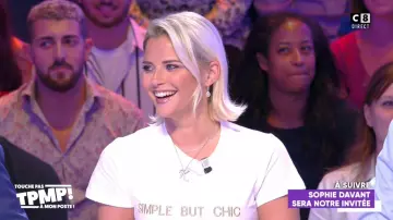 The top "simply chic" Kelly Vedovelli in Key not at my post