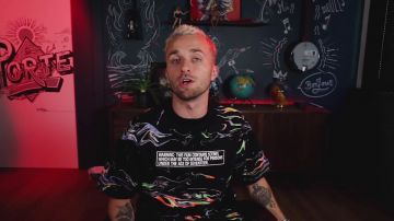 Le t-shirt Marcelo Burlon de Squeezie dans sa vidéo YouTube Ces histoires-là sont réellement flippantes