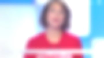 Le pull rouge "Future" de Mélanie Taravant dans C à dire le 10.09.2019