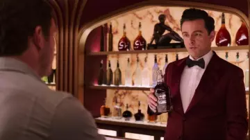 Chivas Regal Whisky servido por Arthur (Michael Sheen) en Passengers