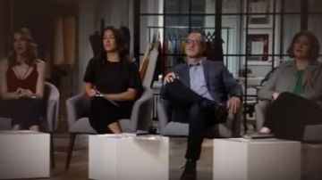 The blue shirt worn by Gary Wassner in the show Project Runway: Fashion Startup S01E01