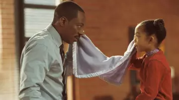 Soft Baby Blanket used by Evan Danielson (Eddie Murphy) in Imagine That