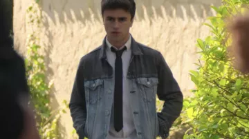 Denim Jacket worn by Samuel (Itzan Escamilla) in Elite (S02E02)