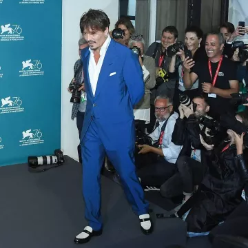 Stacy Adams Serafino shoes worn by Johnny Depp Venice Film Festival September 6, 2019