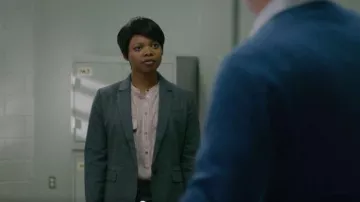 Reiss Pink Sleeveless Button Top usado por (Susan Heyward) en Orange Is the New Black (S07E10)