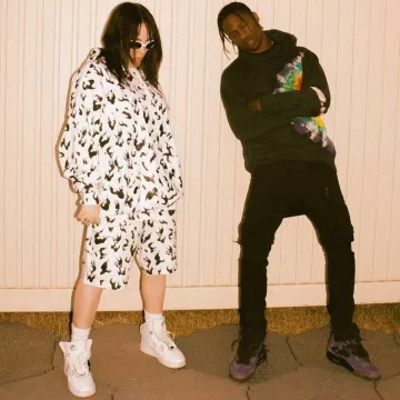 Duragdev hoodie worn by Billie Eilish on the Instagram account @billieeilish