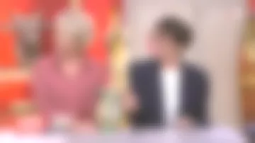 La camisa roja a cuadros de Sophie Davant en Affaire conclue