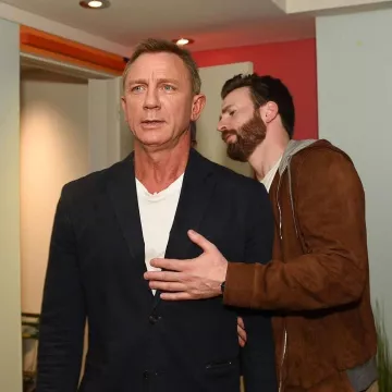 Brunello Cucinelli Brown jacket worn by Chris Evans Toronto Film Festival September 7, 2019