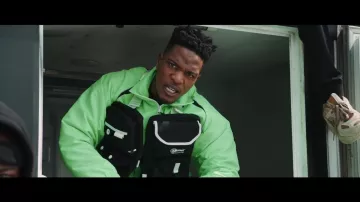 The bag Eastpak from Niska in the video you tube Niska - The area is mined (Clip Official)