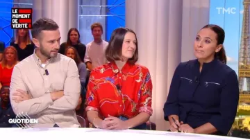 El vestido con cinturón azul Claudie Pierlot Zip Detalle en bolsillos por Salhia Brakhlia en Daily en septiembre de 2019