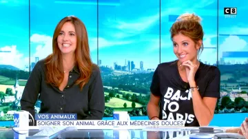 Le T-Shirt Sérigraphié Back To Paris de Caroline Ithurbide dans William à midi