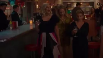 Rodarte Falda asimétrica de gasa de seda usada por Tori Spelling (Tori Spelling) en BH90210 (S01E06)