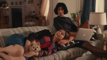 Apple MacBook used by Lissy (Sunita Mani) in Can You Keep a Secret?