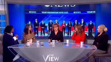 Ulla Johnson lara paisley plisse blouse worn by Abby Huntsman on The View SEPTEMBER 13, 2019