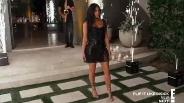 Merah Vodianova Sandalias Black Ophelia usadas por Kim Kardashian en Keeping Up with the Kardashians Temporada 17 Episodio 2