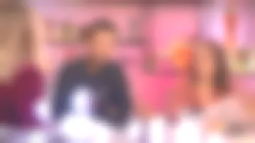 Le sweat noir HOMME FAIR PLAY porté par Benjamin Muller dans La maison des maternelles le 17 septembre 2019