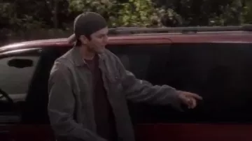 Carharrt Men’s gray rugged flex rigby fleece-lined shirt jacket worn by Colt Bennett (Ashton Kutcher) in The Ranch Season 4 Episode 1