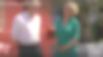 The long dress floral print of Sophie Davant in Case concluded the 16.09.2019