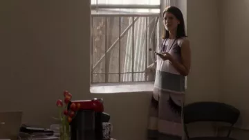 Celine Lash Eyelash Print Dress usado por Andrea Rossman (Melissa Gold) en The Affair Temporada 5 Episodio 4