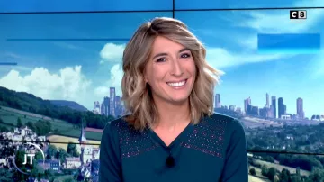 Le top sapin à studs de Caroline Delage dans William à midi