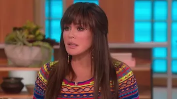 Milly Technicolor Texturé encolure ras du cou Pull porté par Marie Osmond sur Le Talk 17 septembre 2019