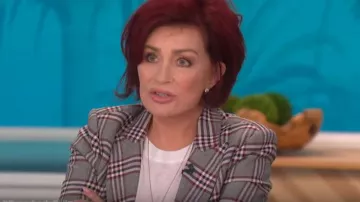 Derek Lam 10 Crosby Plaid Twill Blazer usado por Sharon Osbourne en The Talk 17 de septiembre de 2019