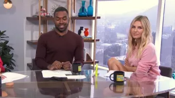 L'acné Studios de nalón, en dessous de chandail porté par Morgan Stewart sur E! News le 17 SEPTEMBRE 2019