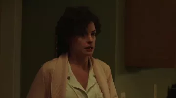 Pink pajamas worn by Sarah Bilott (Anne Hathaway) in Dark Waters