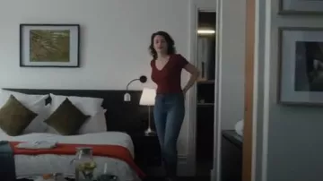 Levis 501 Skinny Jeans worn by Kirstie Darrow (Hannah Monson) in Glitch Season 3 Episode 6