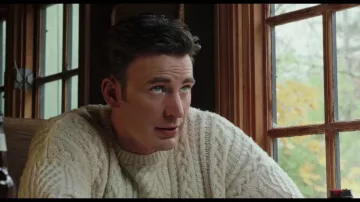White sweater worn by Ransom Drysdale (Chris Evans) in Knives Out