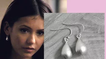 Boucles d'oreilles gouttes arentées de Elena Gilbert (Nina Dobrev) dans Vampire Diaries (S05E09)
