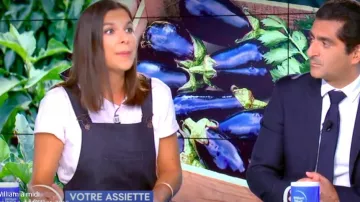La jupe salopette denim brut Faubourg 54 de Raphaele Marchal dans William à midi le 19.09.2019