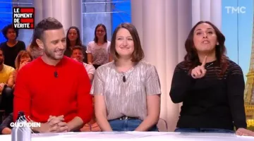 The sweater worn by Julien Bellver in Daily