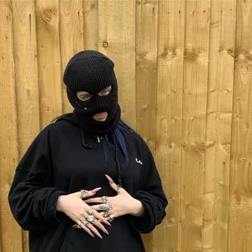 Black sweat worn by Billie Eilish on the Instagram account @billieeilish