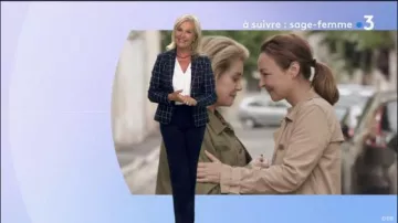 La veste de tailleur à carreaux de Fabienne Amiach dans Météo de France 3 le 12.09.2019