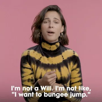 Proenza Schouler cuello de tortuga top de Naomi Scott en la cuenta de Instagram @naomigscott